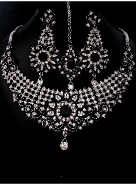 Rhodium Necklace Set